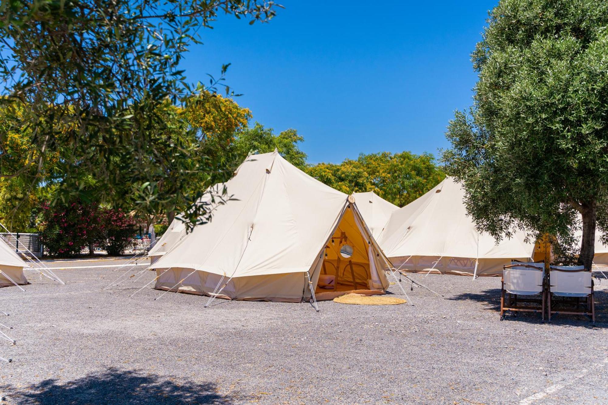 Kampaoh Tavira Hotel Buitenkant foto